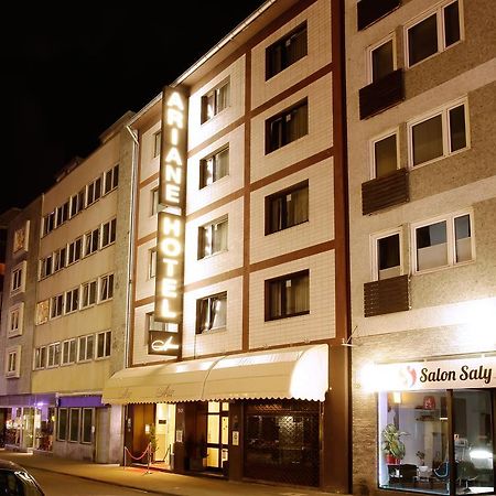 Trip Inn Hotel Ariane Köln Exterior foto