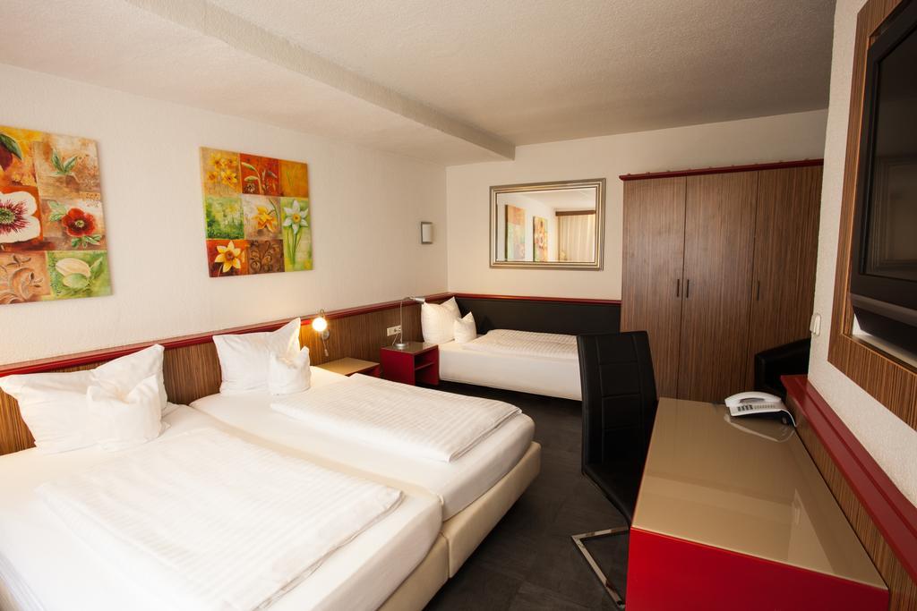 Trip Inn Hotel Ariane Köln Cameră foto