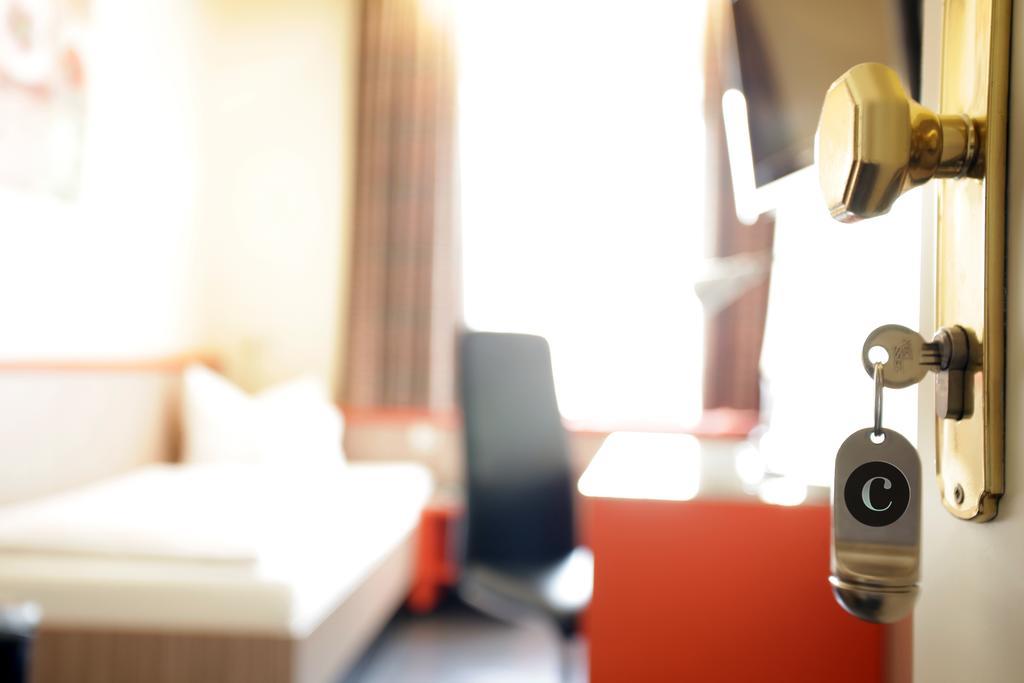 Trip Inn Hotel Ariane Köln Cameră foto
